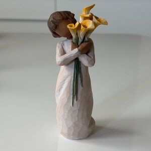 Willow Tree Gratitude Girl With Yellow Calla Lilies Figurine 2022 - Home Decor